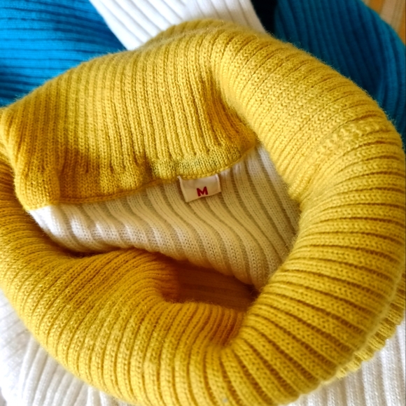 AWESOME AUTHENTIC EARLY 1970S RIBBED COLORBLOCK, TURTLENECK! - Picture 14 of 16